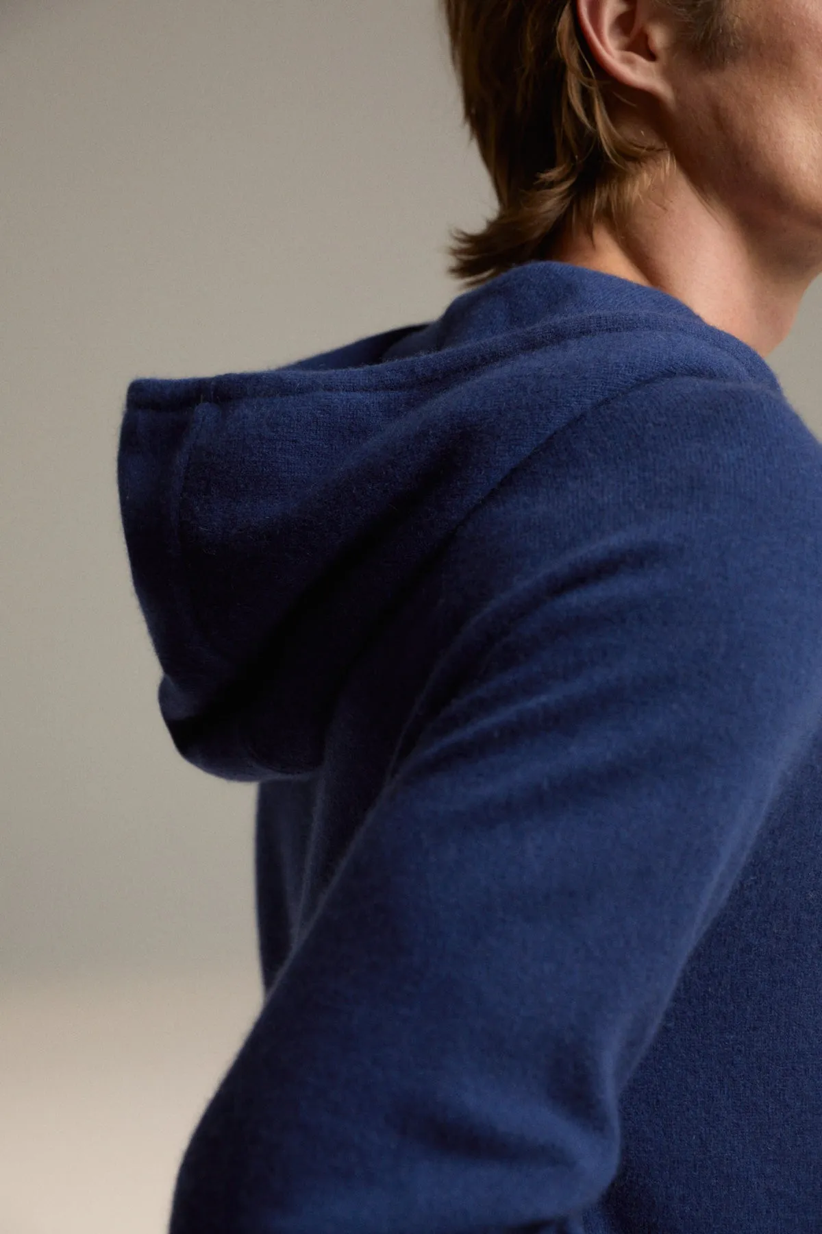 BLUE ALMENDRO KNITTED JUMPER