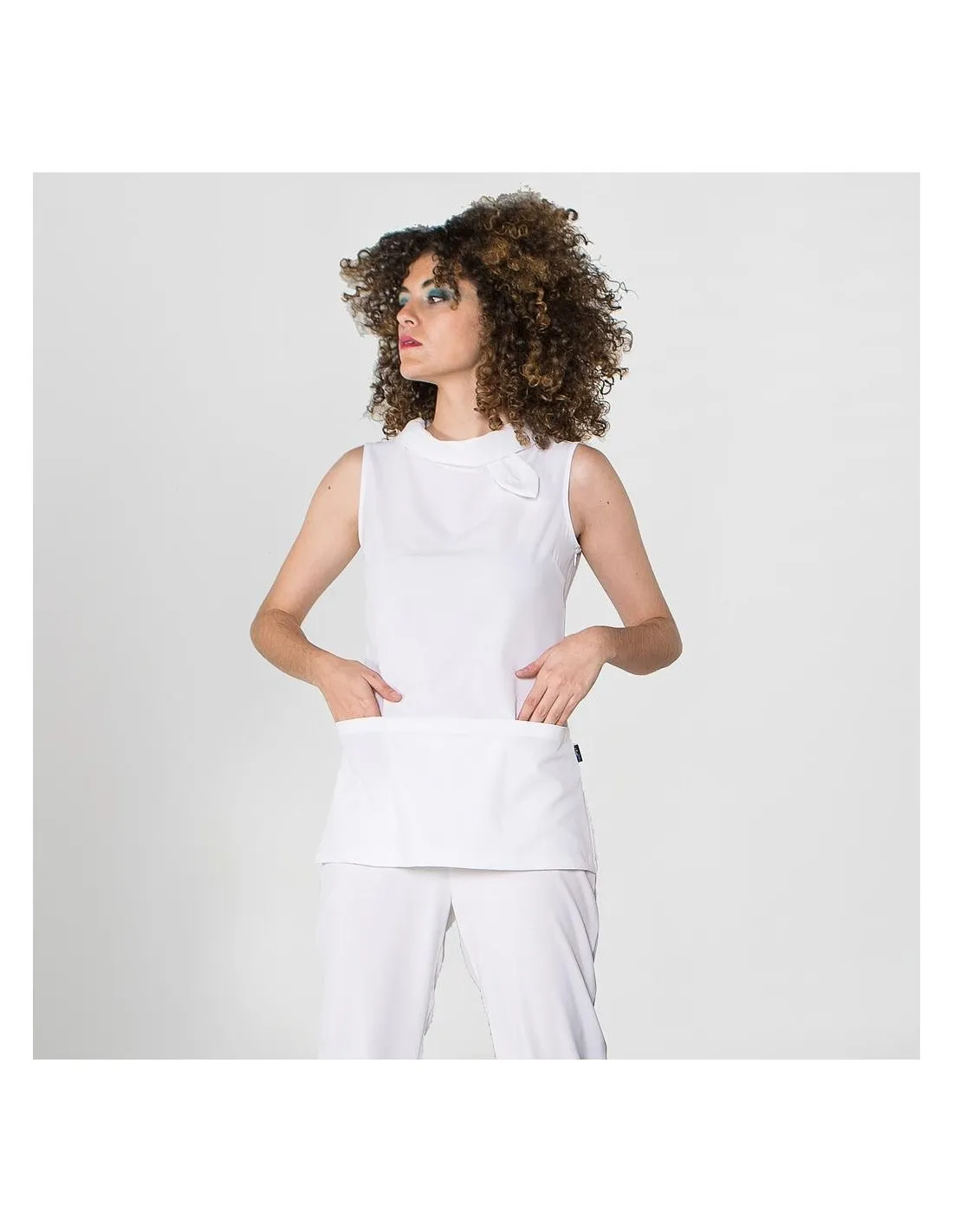 BLUSA DE PELUQUERÍA MUJER  CUELLO VUELTO