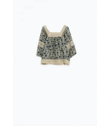 Blusa Suecia Romantica