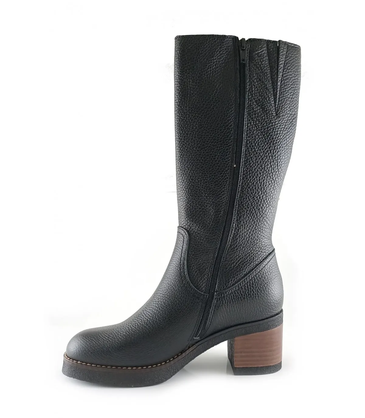Botas de tacón en piel negra