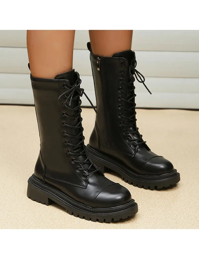 Botas estilo militar urbanas para mujer