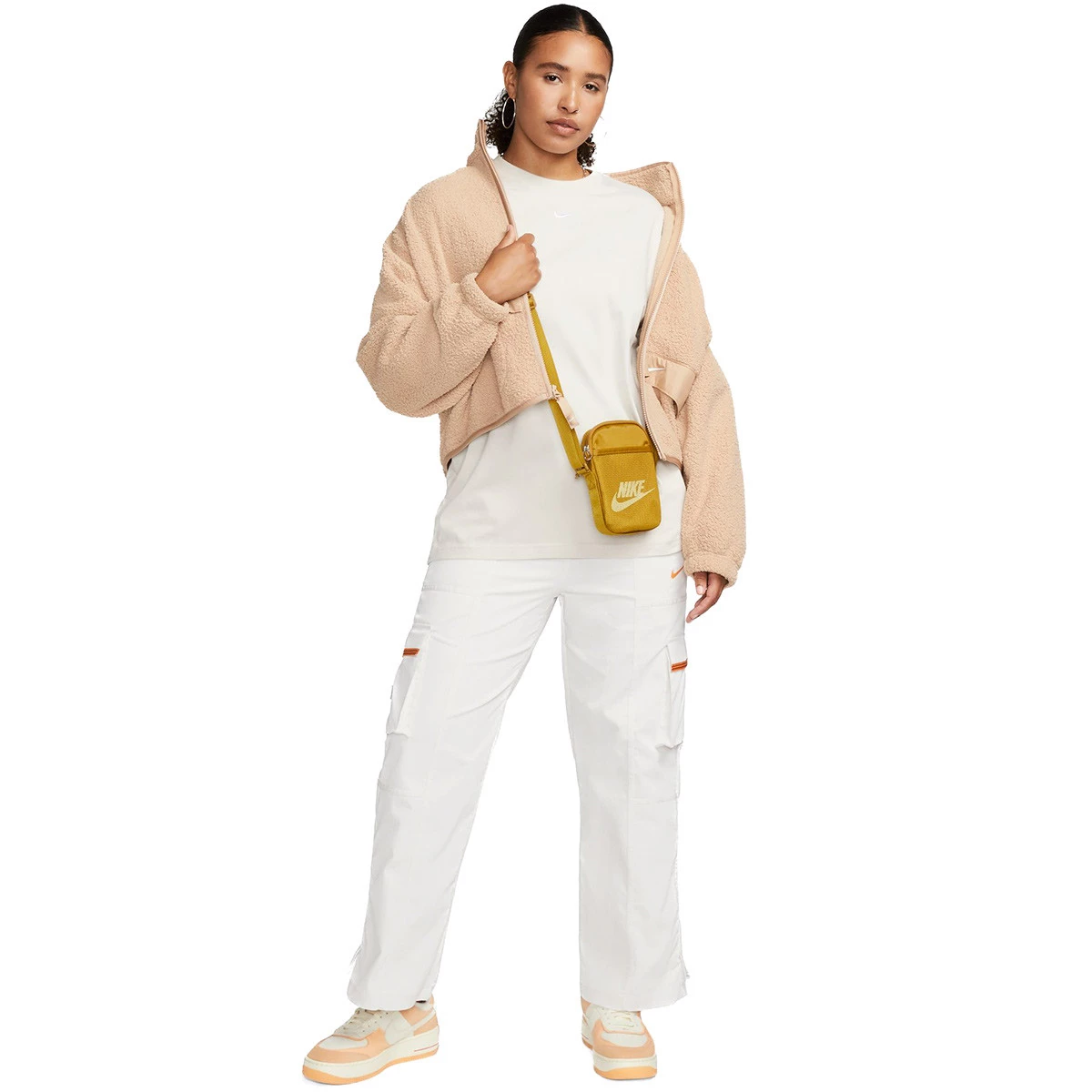 Camiseta Nike Sportswear Fleece Essentials LBR Mujer