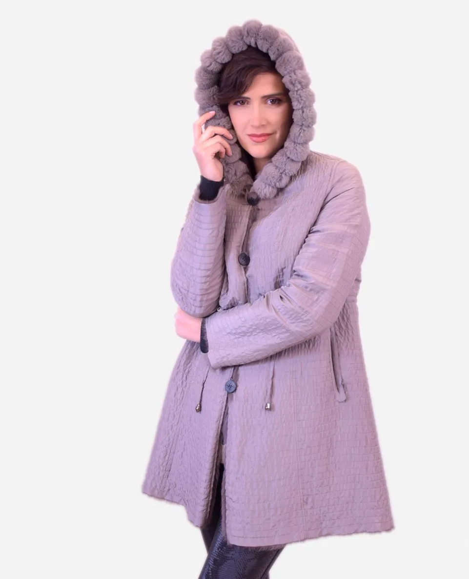 Chaqueta de mujer de pelo rex con capucha