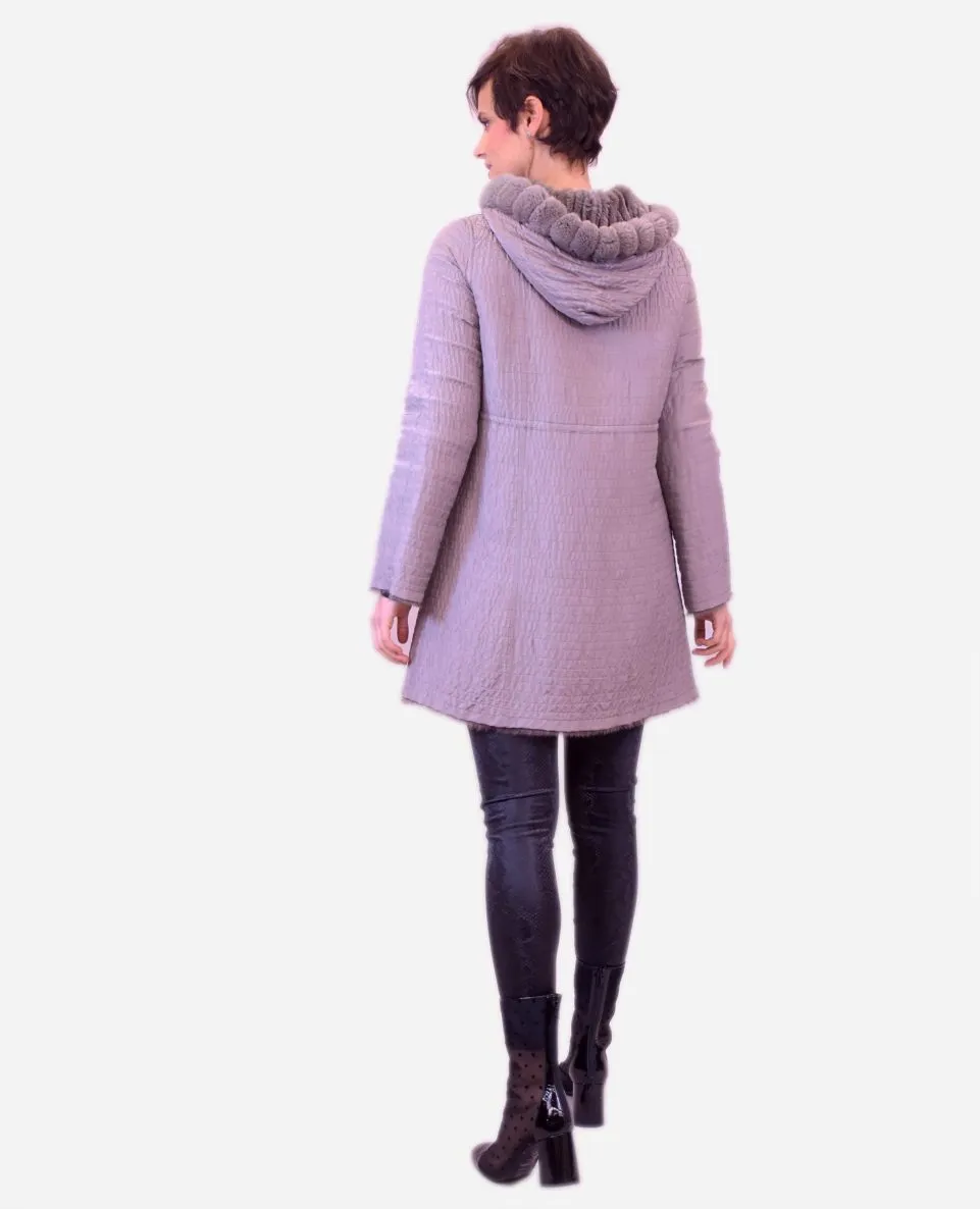 Chaqueta de mujer de pelo rex con capucha