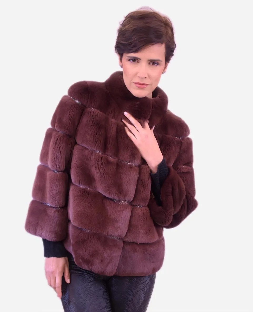 Chaqueta de mujer de pelo rex con cuello chimenea