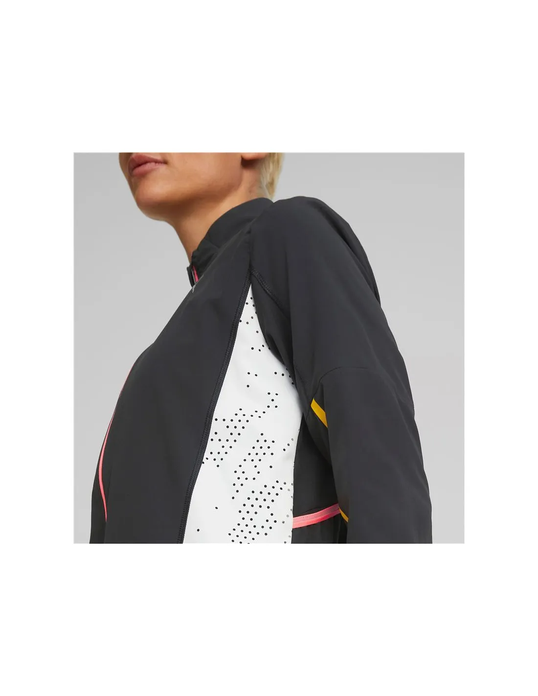 Chaqueta Puma Run Ultraweave Mujer Bk