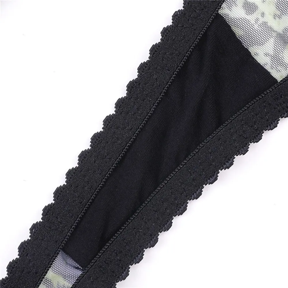 Conjunto de lencería con motivo animal