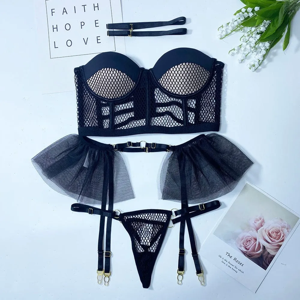 Conjunto de lencería con rejilla y volante