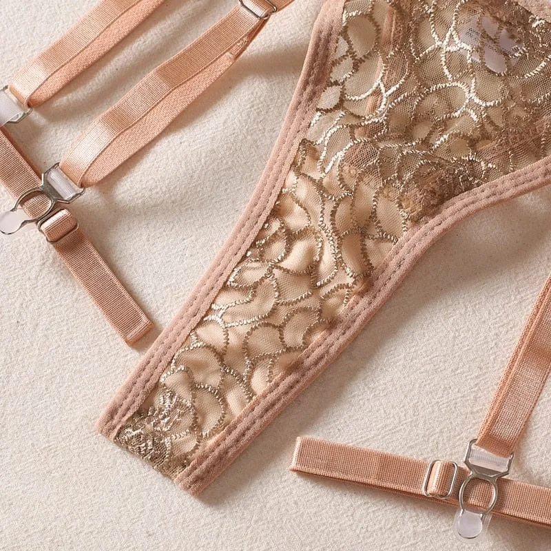 Conjunto de lencería femenina con volante