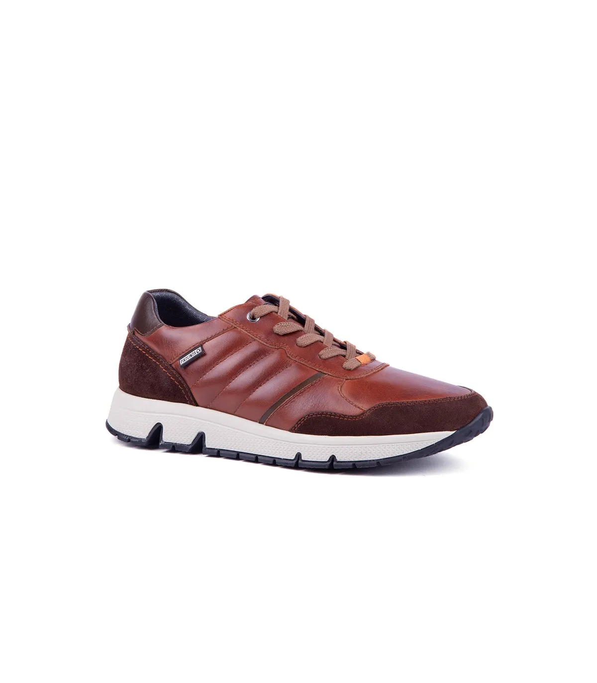 Deportivo de piel en color cuero para hombre