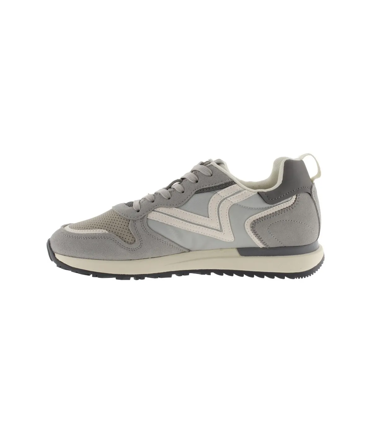Deportivo para hombre en color gris