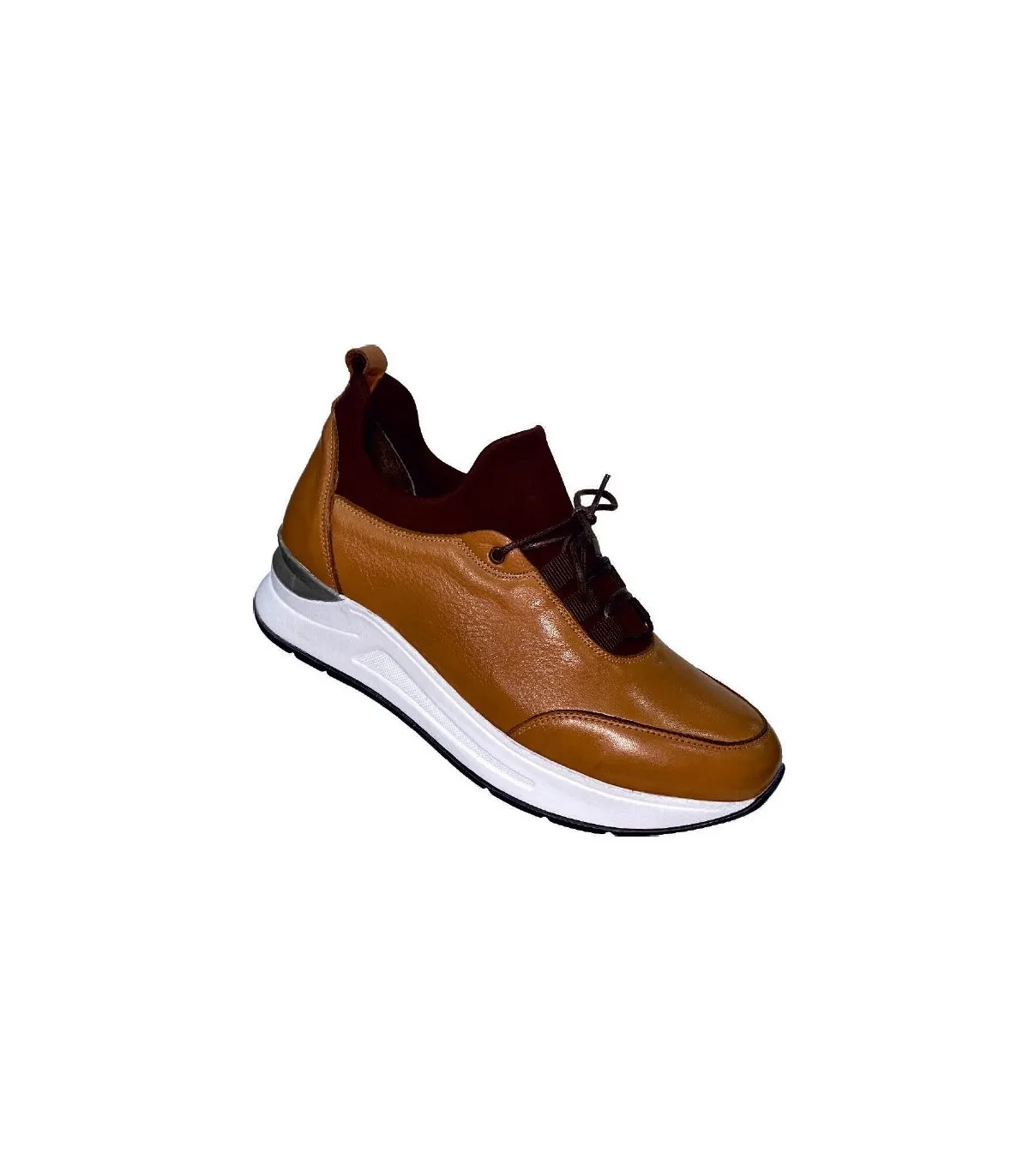 Deportivo para mujer en color tabaco