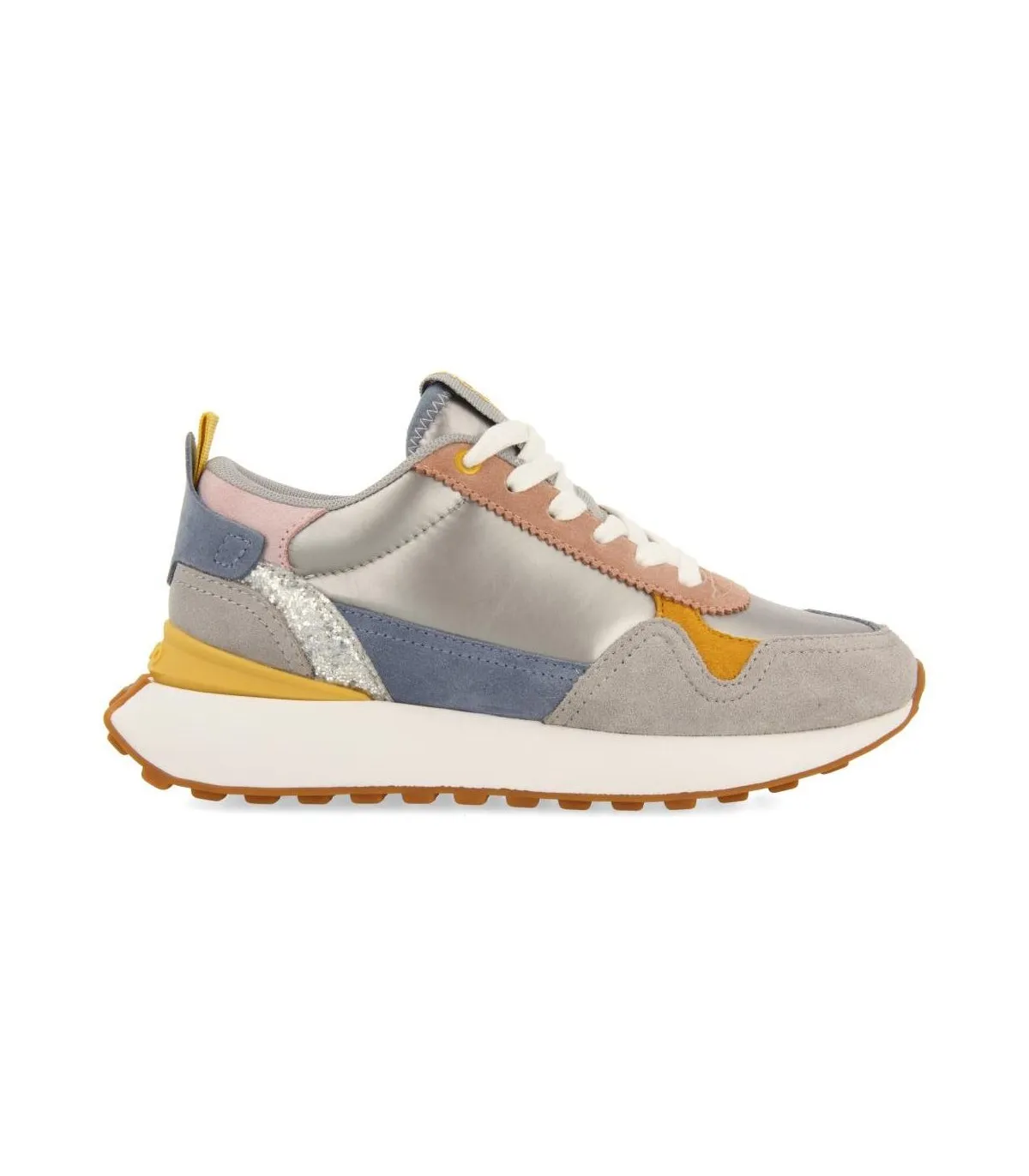 Deportivos de cordones en tonos pastel