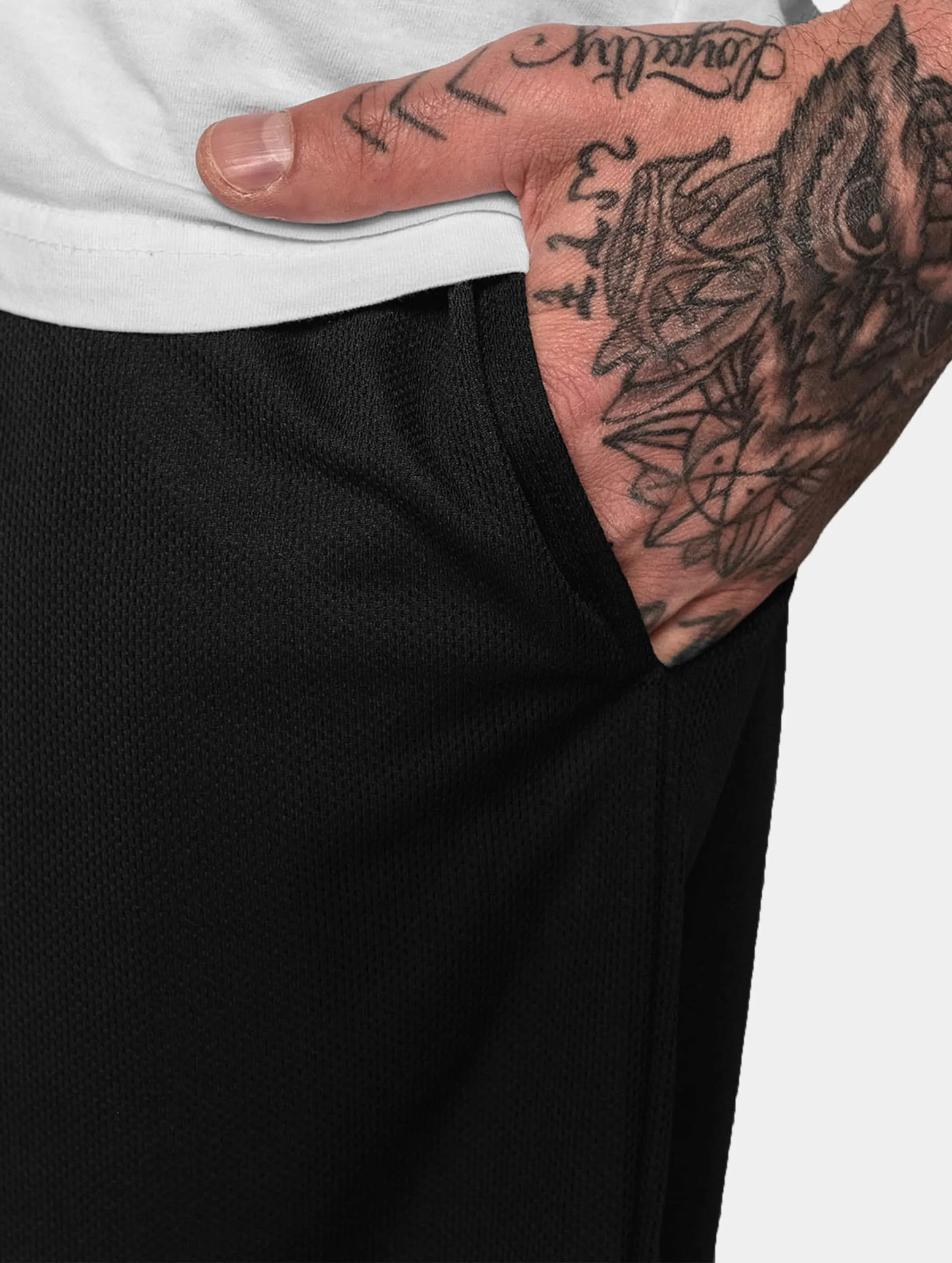Dropsize Logo Mesh
