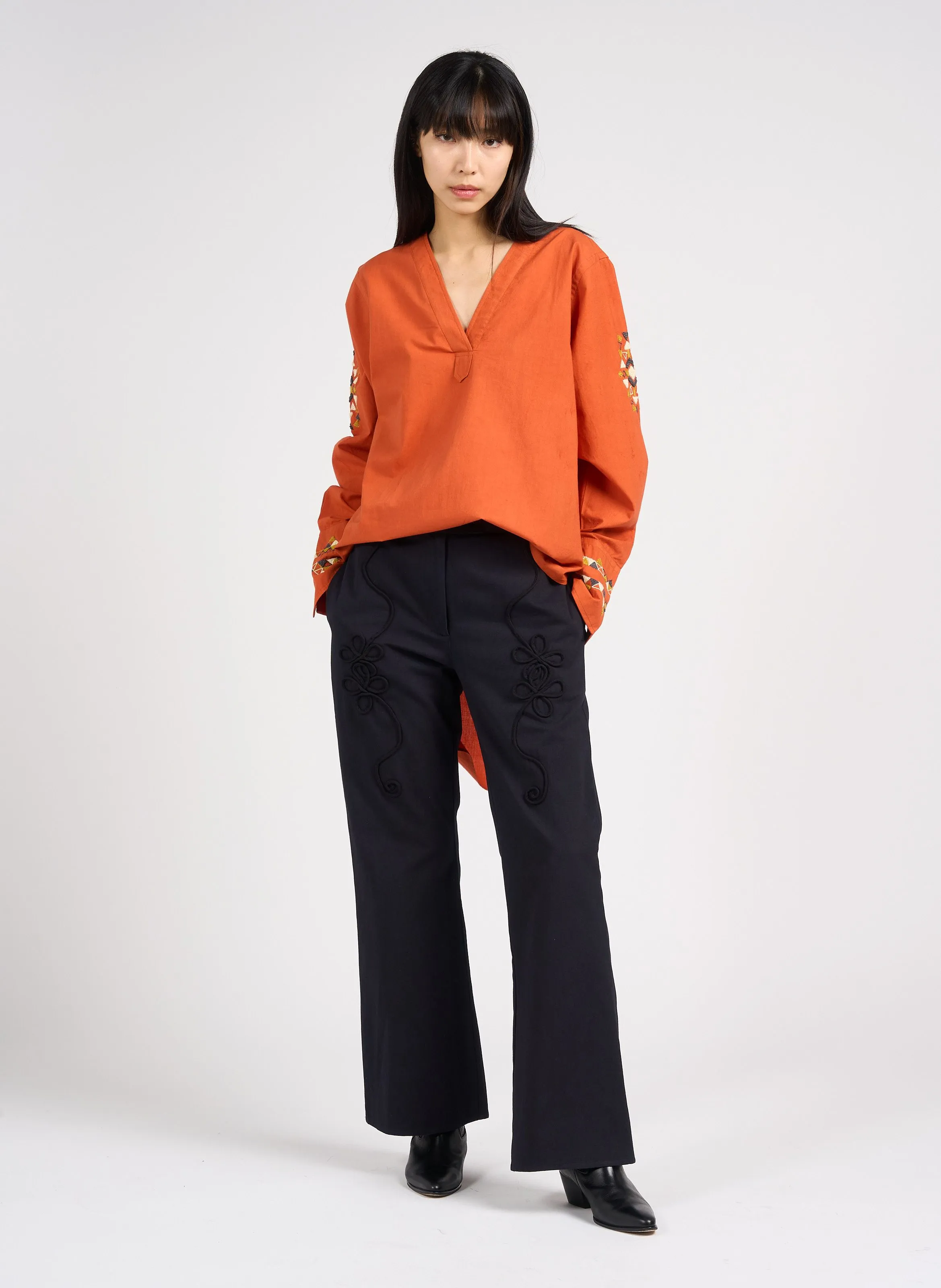 EGO  PANTALóN DE ALGODóN RECTO BORDADO EN NEGRO