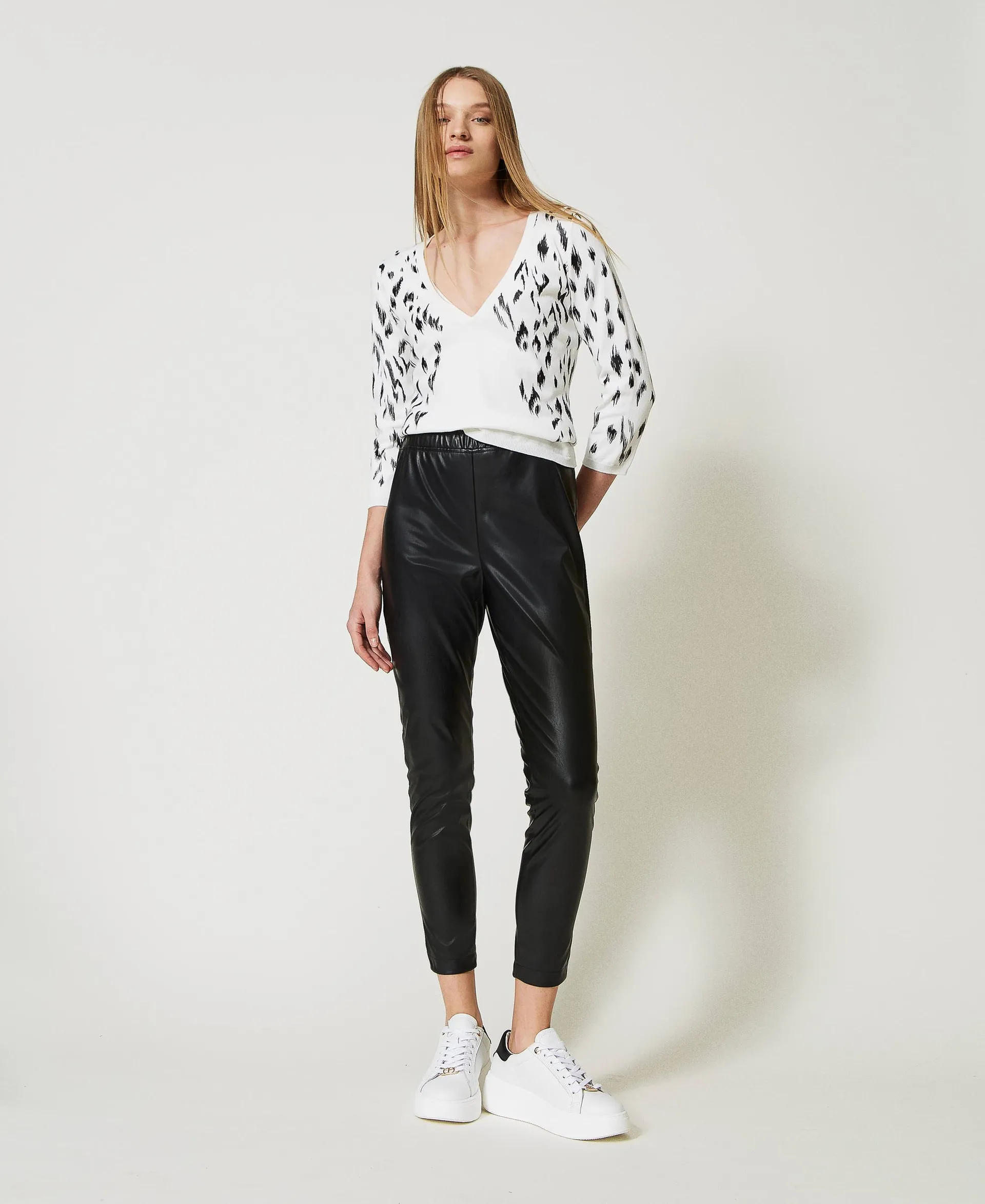 Leggings con efecto piel