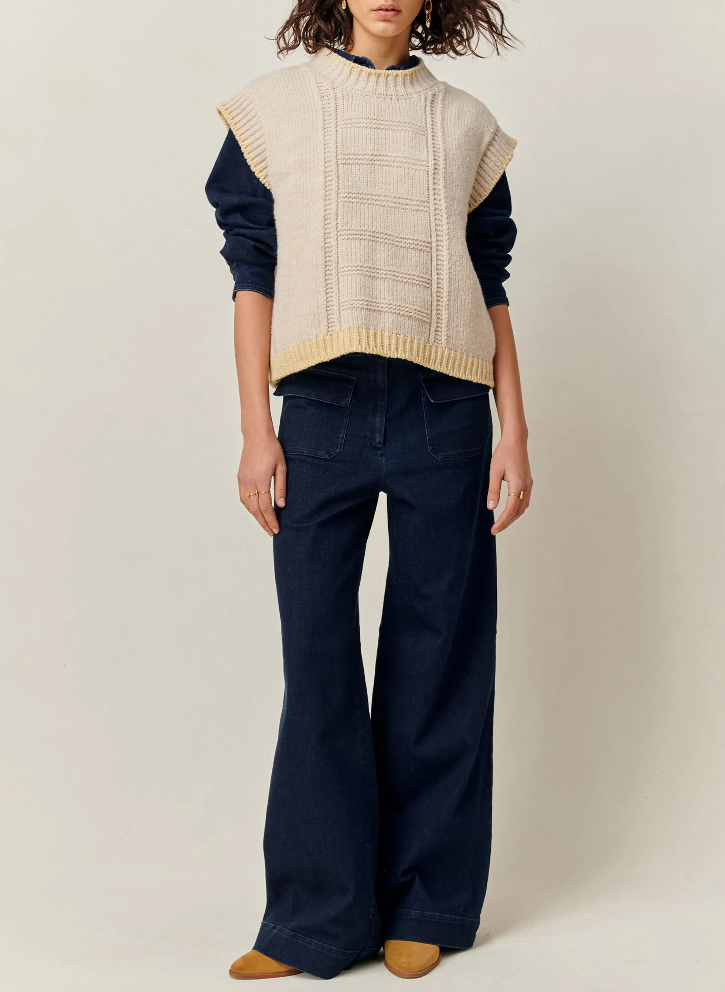 MANHATTAN  PANTALóN FLARE DE TELA VAQUERA LIGERA EN AZUL