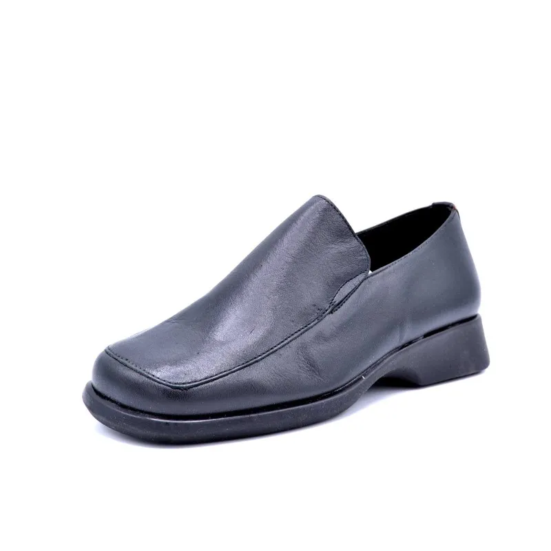 Niagara 3310 Negro | Mocasín de piel para mujer | Hecho en España