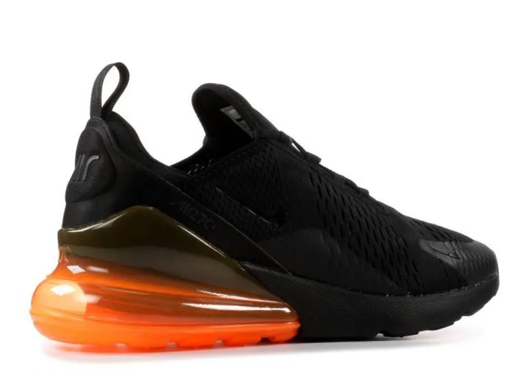 NIKE AIR MAX 270