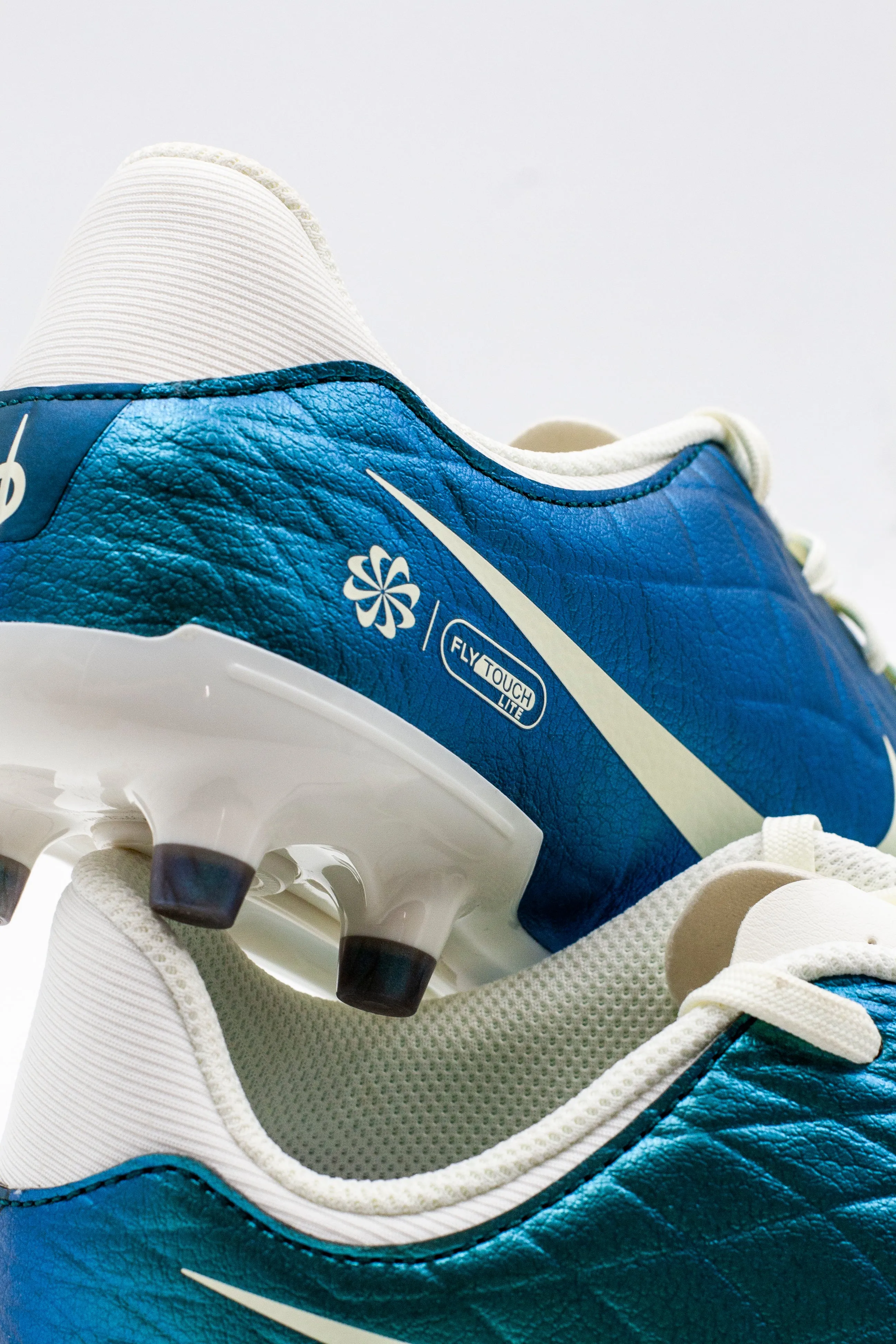 Nike Legend 10 Academy Celeste Blanco