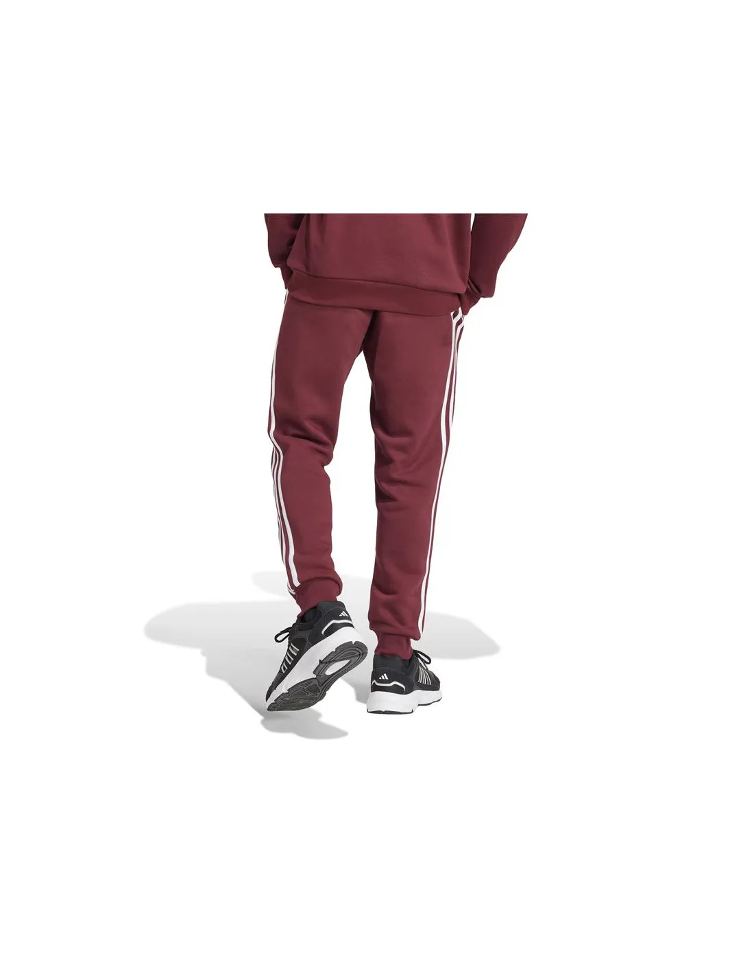 PANTALóN ADIDAS ESSENTIALS FLEECE TAPERED CUFF 3STRIPES HOMBRE ROJO
