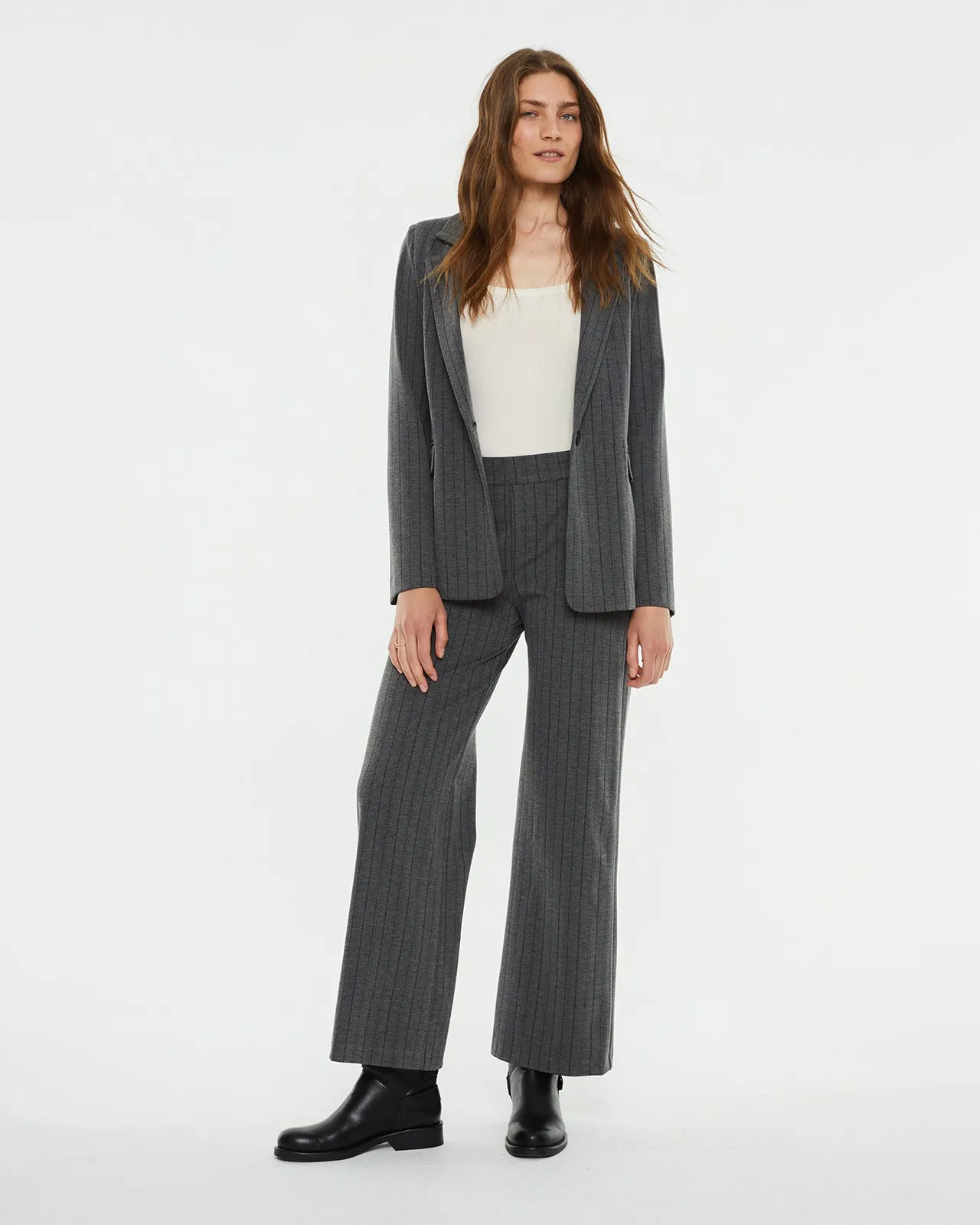 Pantalón recto tejido raya diplomática