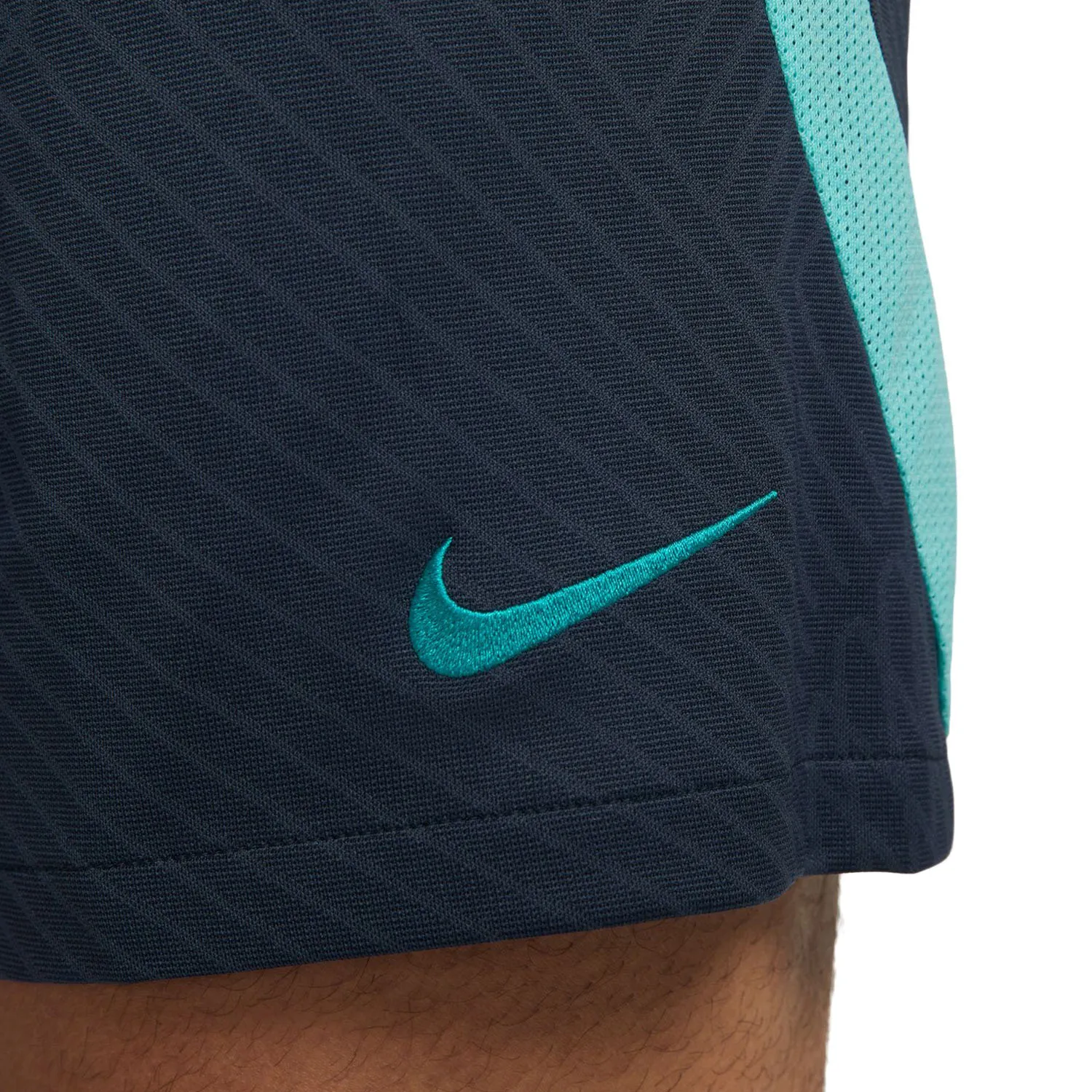 SHORT NIKE BARCELONA ENTRENAMIENTO DRIFIT STRIKE UCL