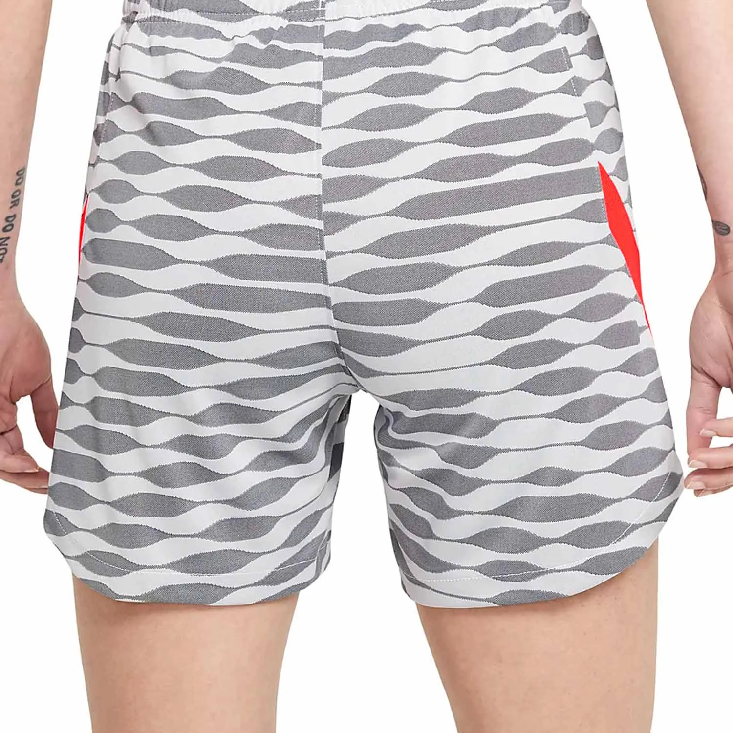 SHORT NIKE DRIFIT STRIKE 21 MUJER