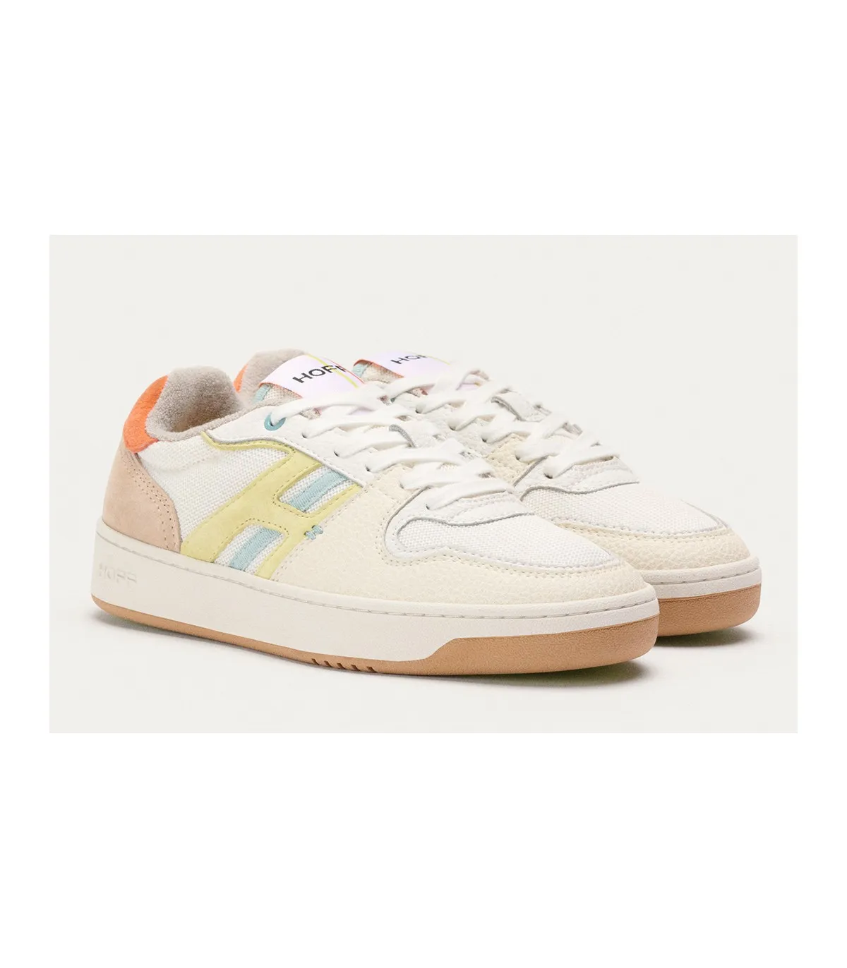 Sneakers en tonos blanco para mujer
