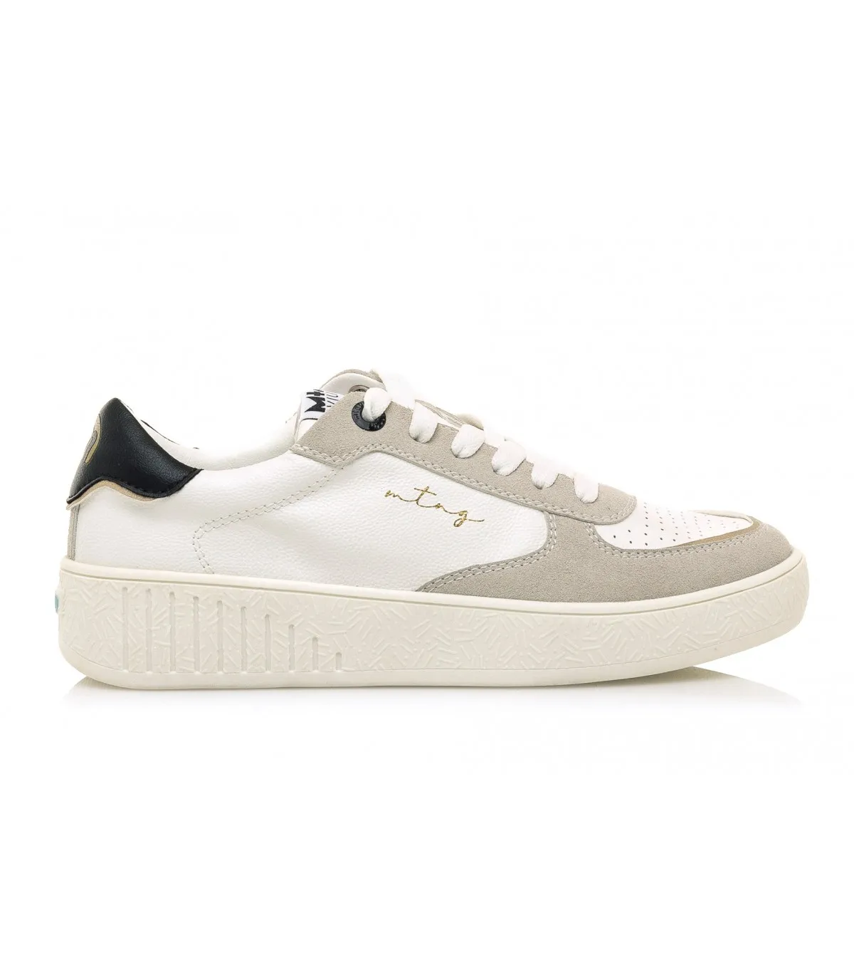Sneakres en color blanco para mujer