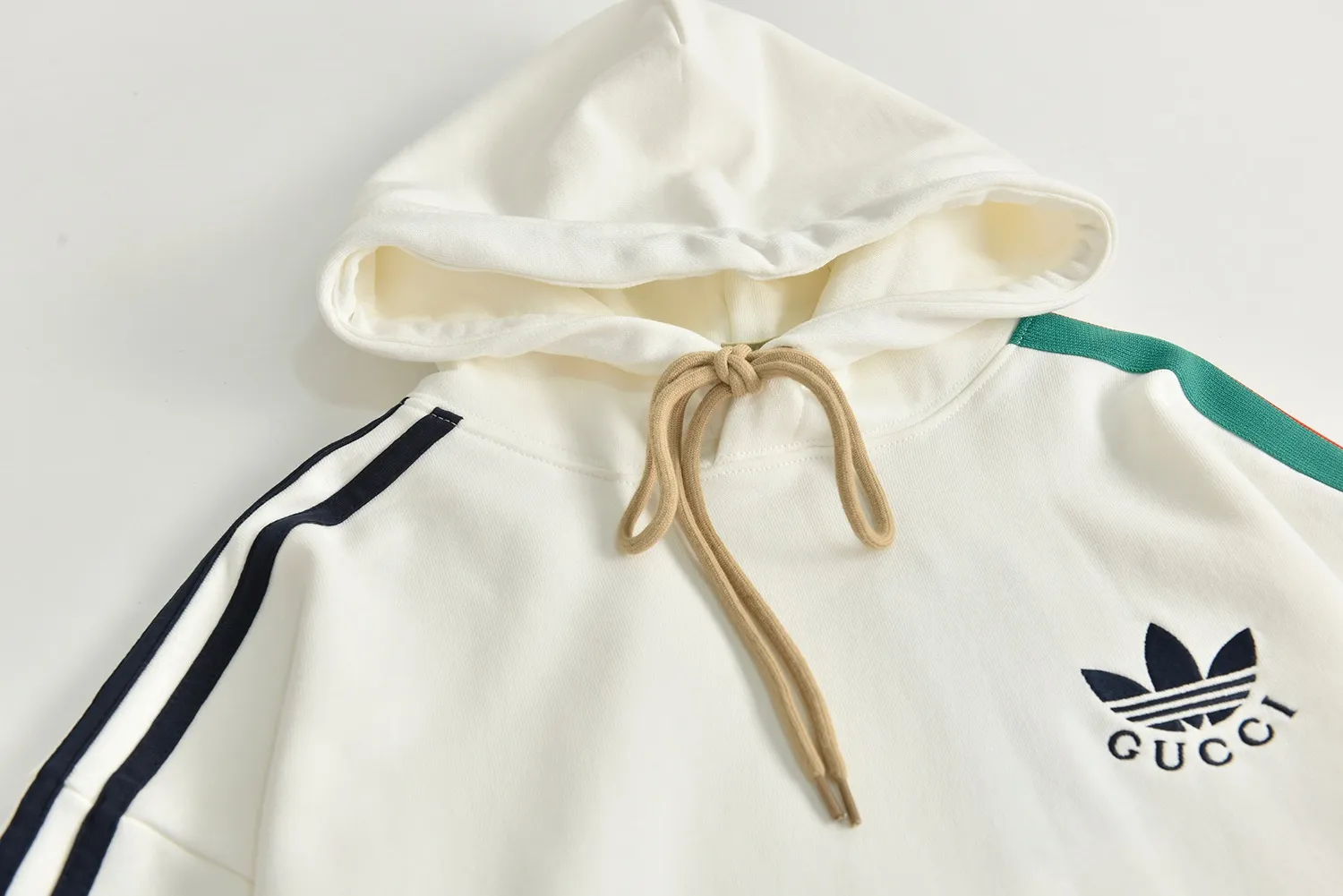 Sudadera Adidas x GCCI