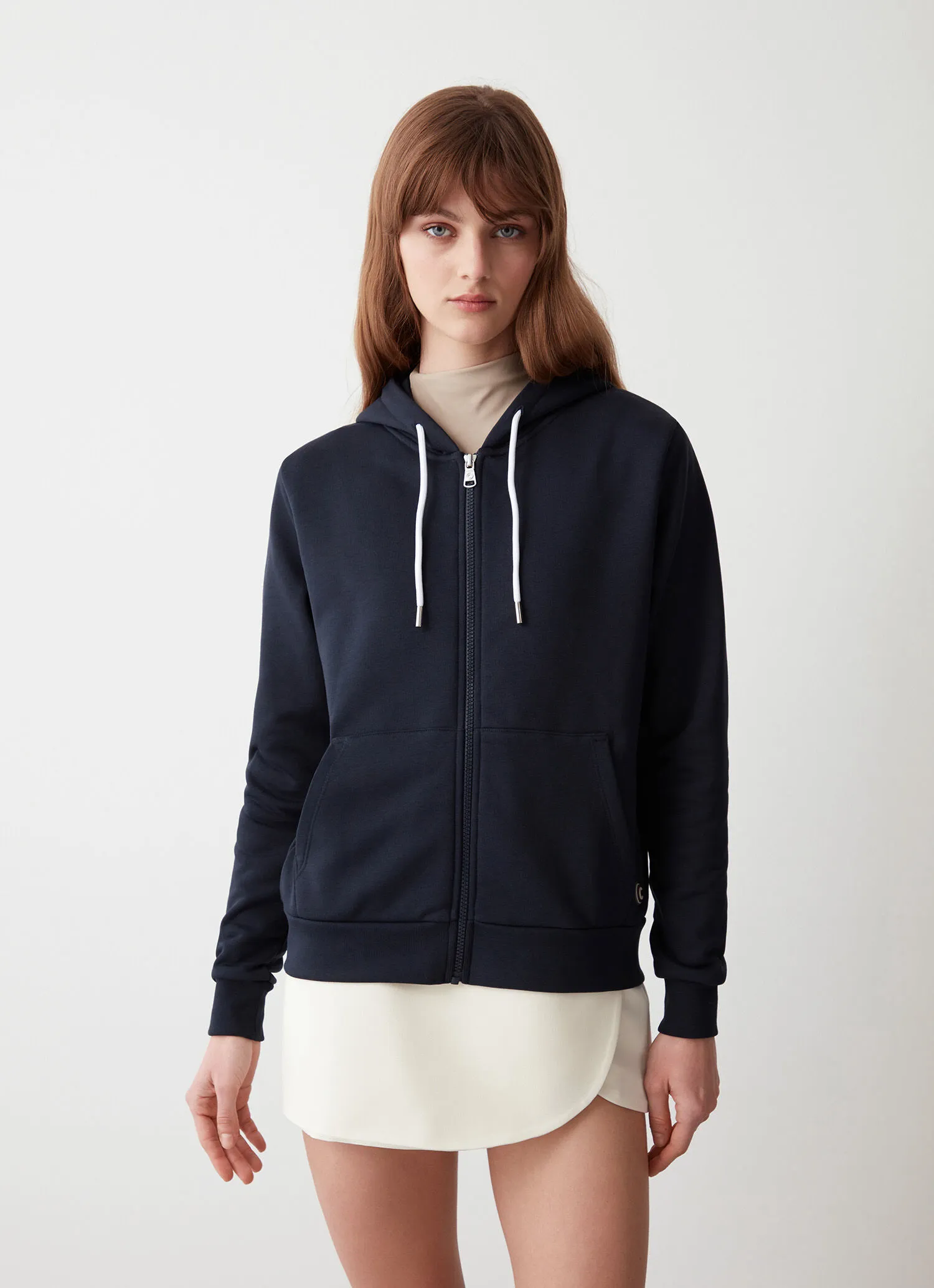 Sudadera con cremallera y capucha