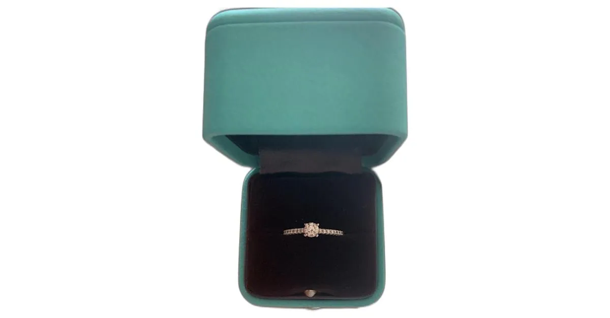 TIFFANY & CO ANILLO TIFFANY'S 0,31 CT  COLOR H Y VVS1 