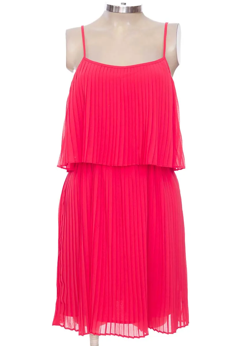 VESTIDO / ENTERIZO COLOR FUCSIA  FOREVER 21