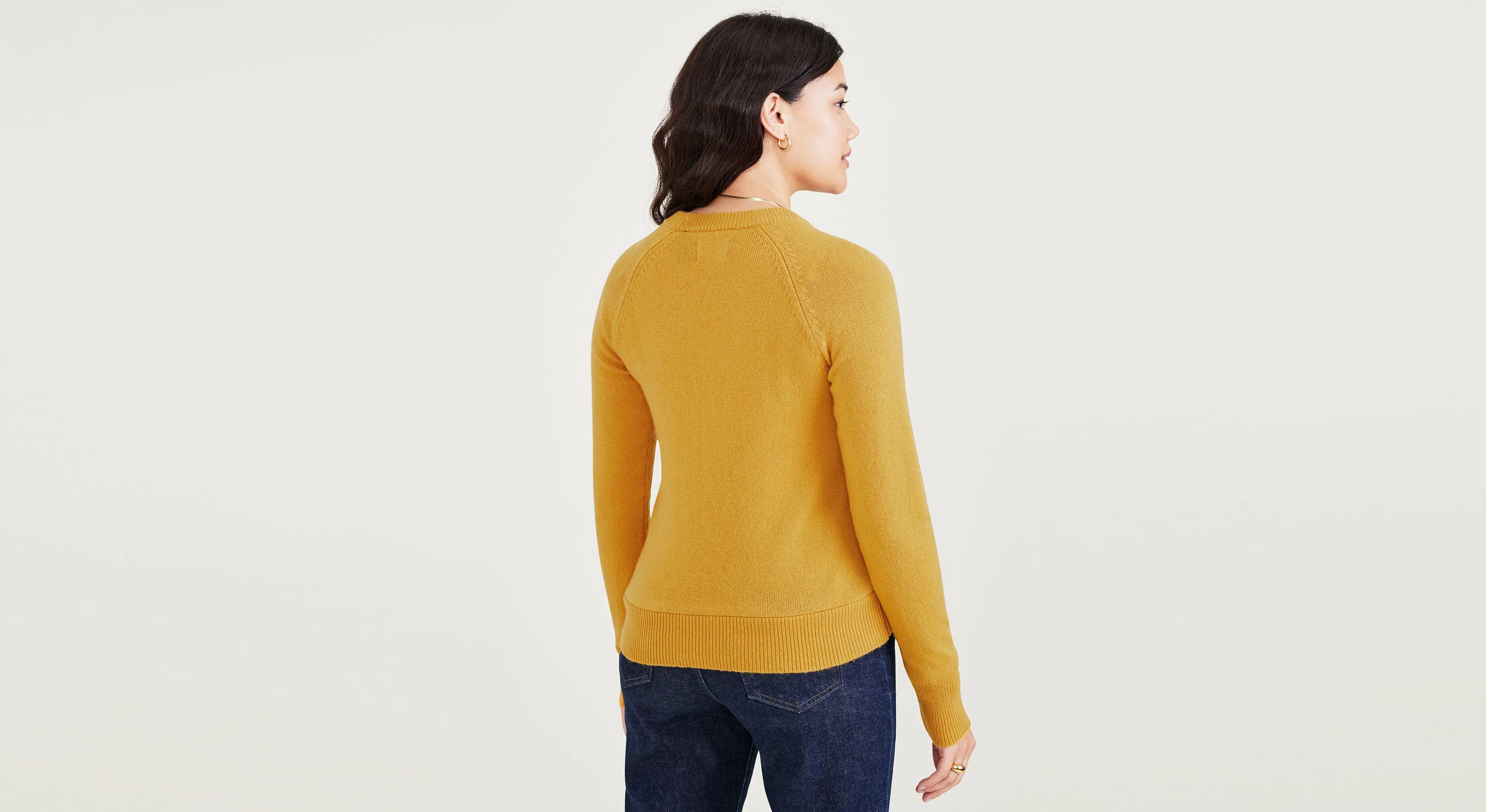 Women's Classic Fit Crewneck Sweater