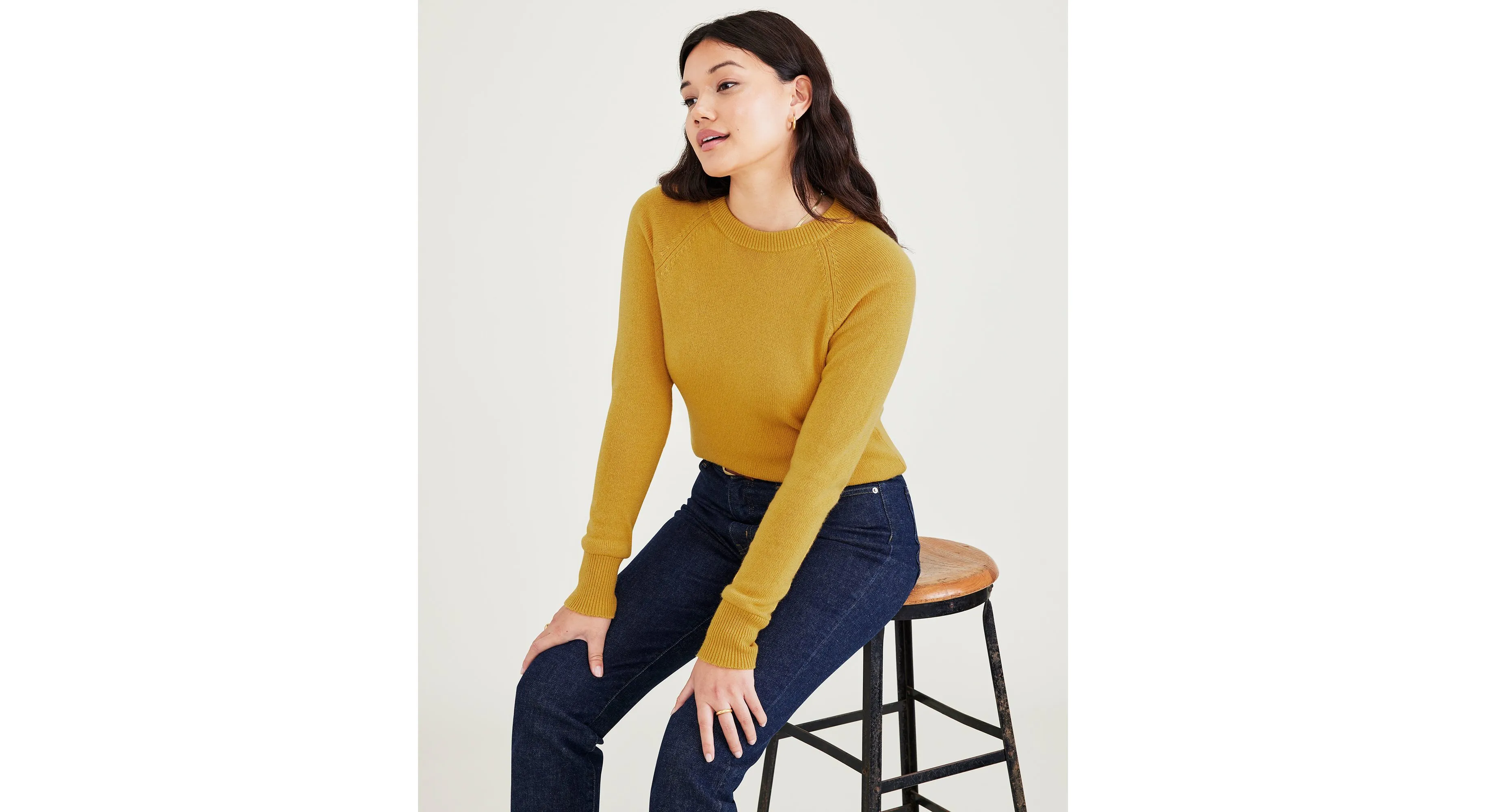 Women's Classic Fit Crewneck Sweater