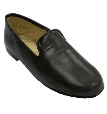 Zapatilla hombre piel muy cómoda DEISIDRO en marrón
