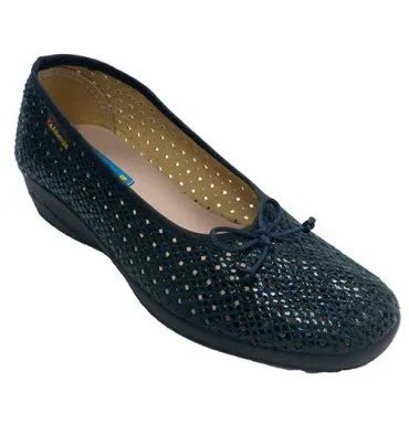 Zapatilla mujer calado tipo manoletinas Alberola en azul marino
