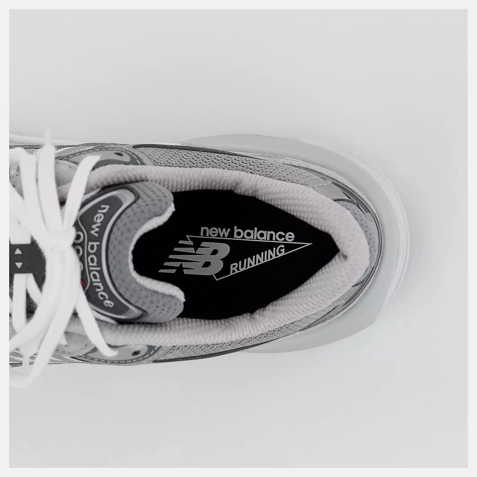 ZAPATILLAS 990 V6 MADE IN USA GREY  HOMBRE