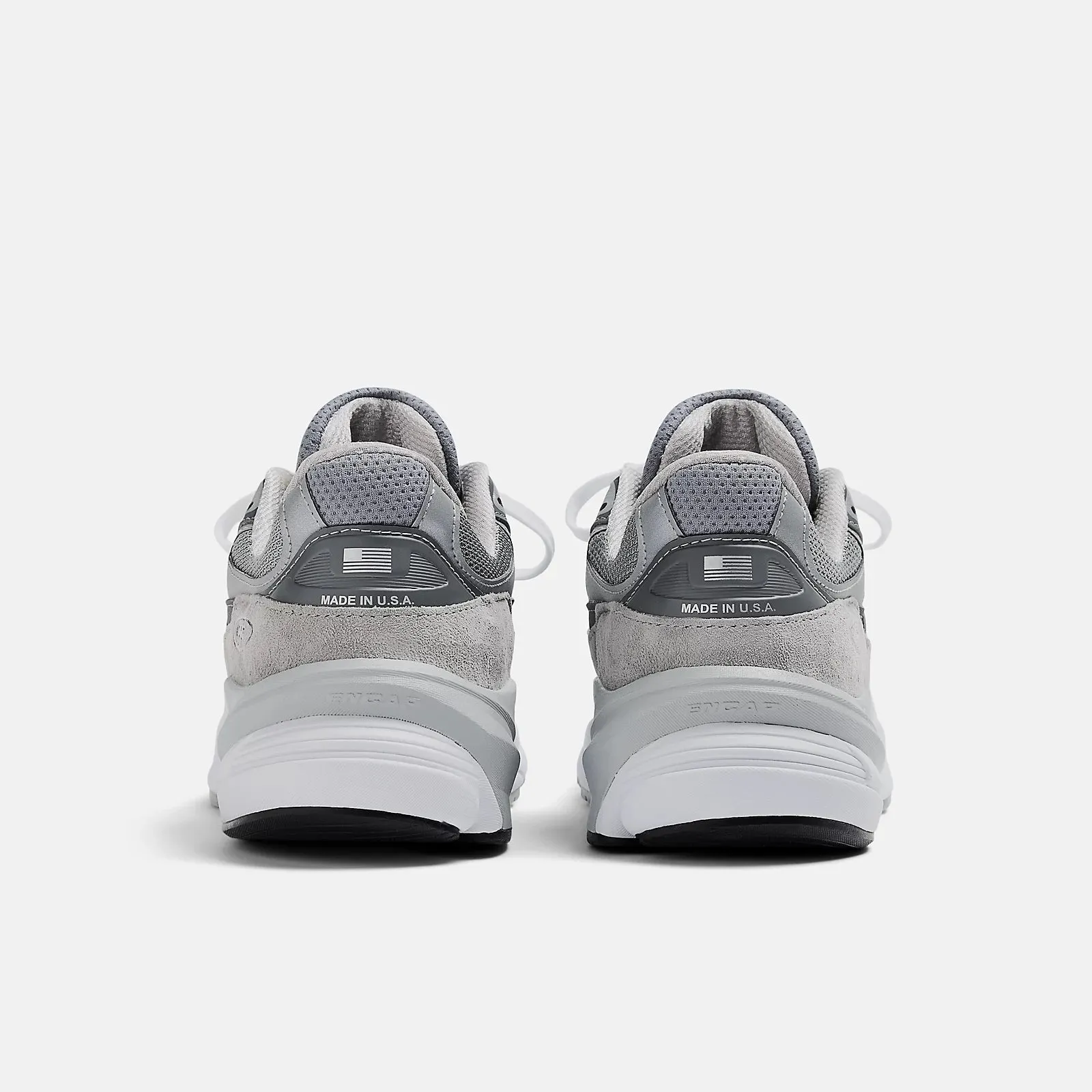 ZAPATILLAS 990 V6 MADE IN USA GREY  HOMBRE