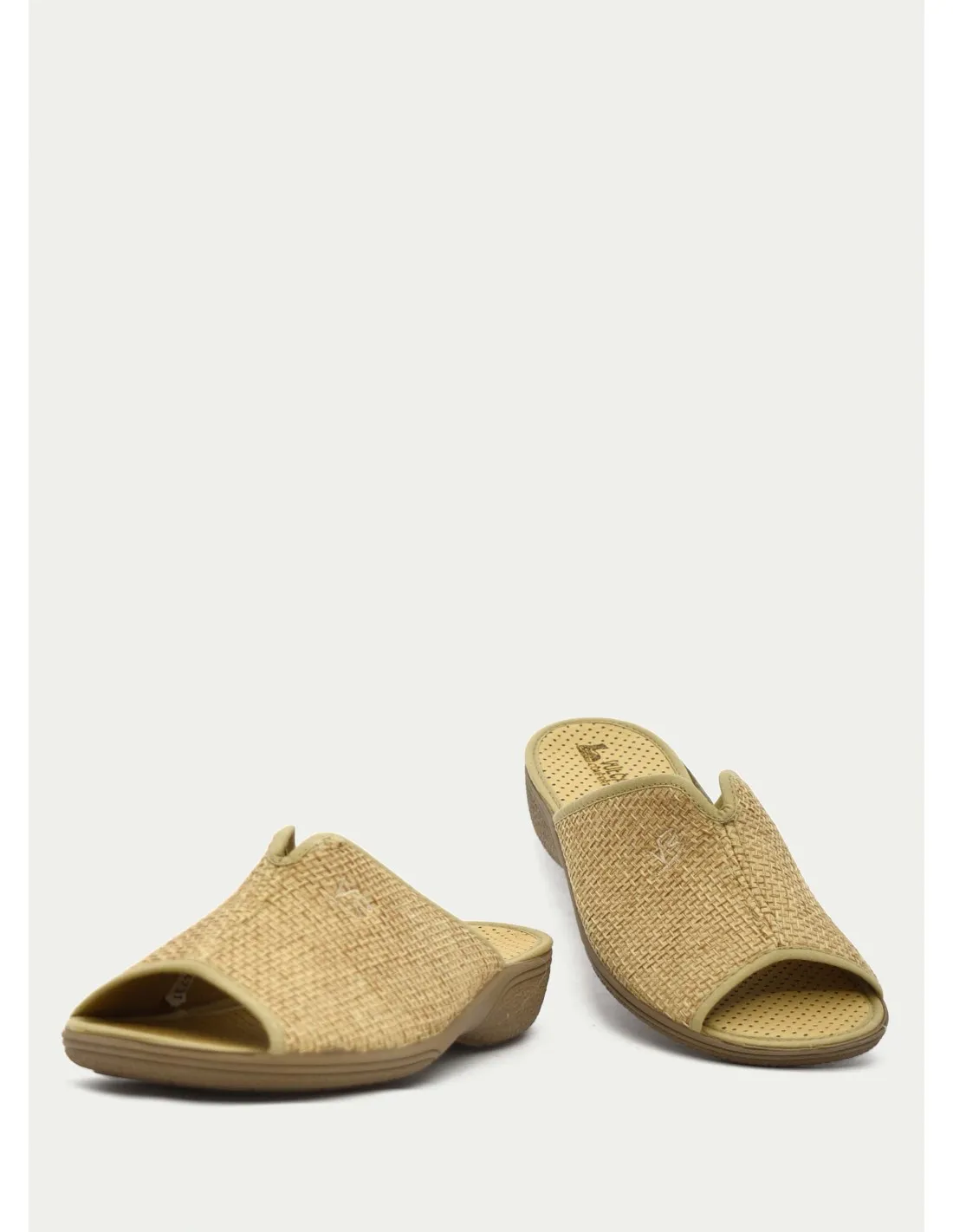 ZAPATILLAS DE CASA VULCABICHA 4731 BEIG 
