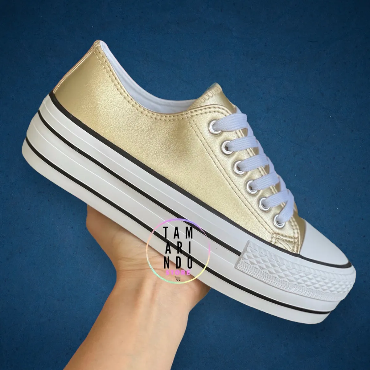 Zapatillas eco cuero dorado 152