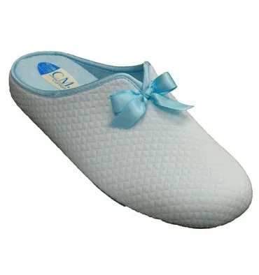 Zapatillas mujer invierno abiertas detrás lazo empeine Calzamur en celeste