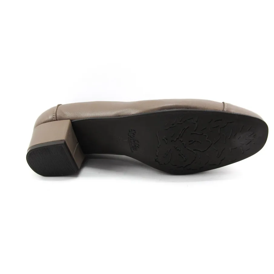 ZAPATO DE SALON COLOR CAMEL TACON FORRADO