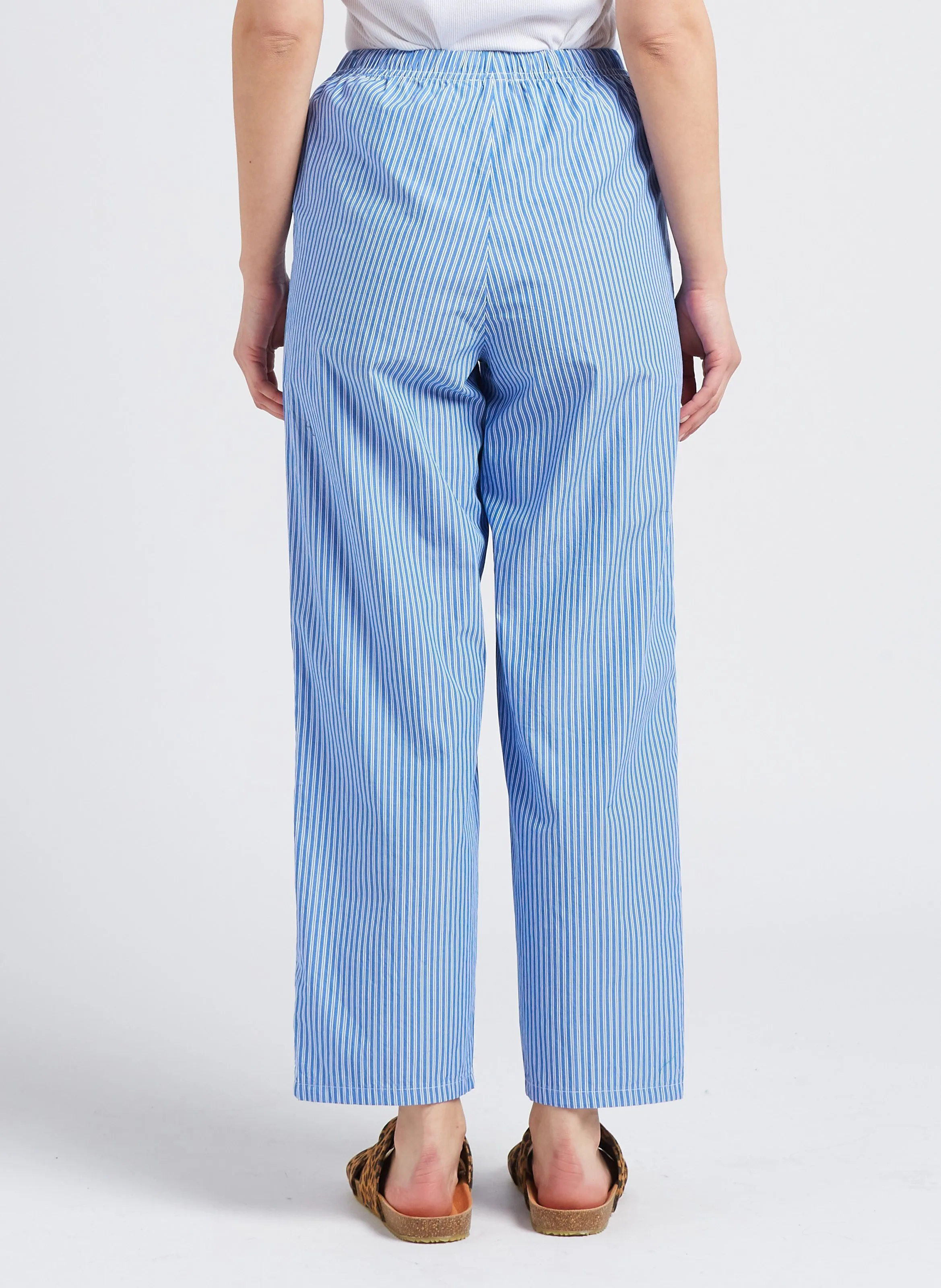 ZATYBAY  PANTALóN TAPERED DE ALGODóN A RAYAS EN AZUL